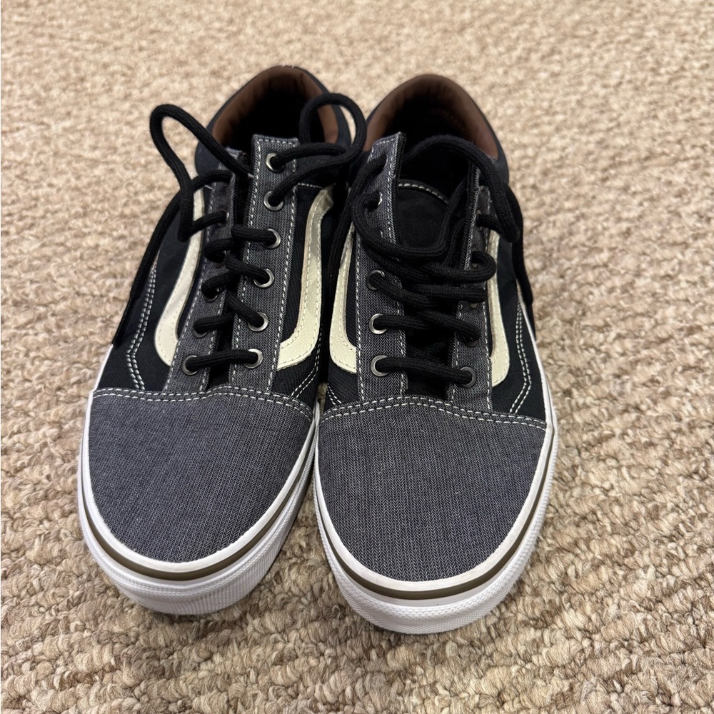 VANS Black and Gray Sneakers